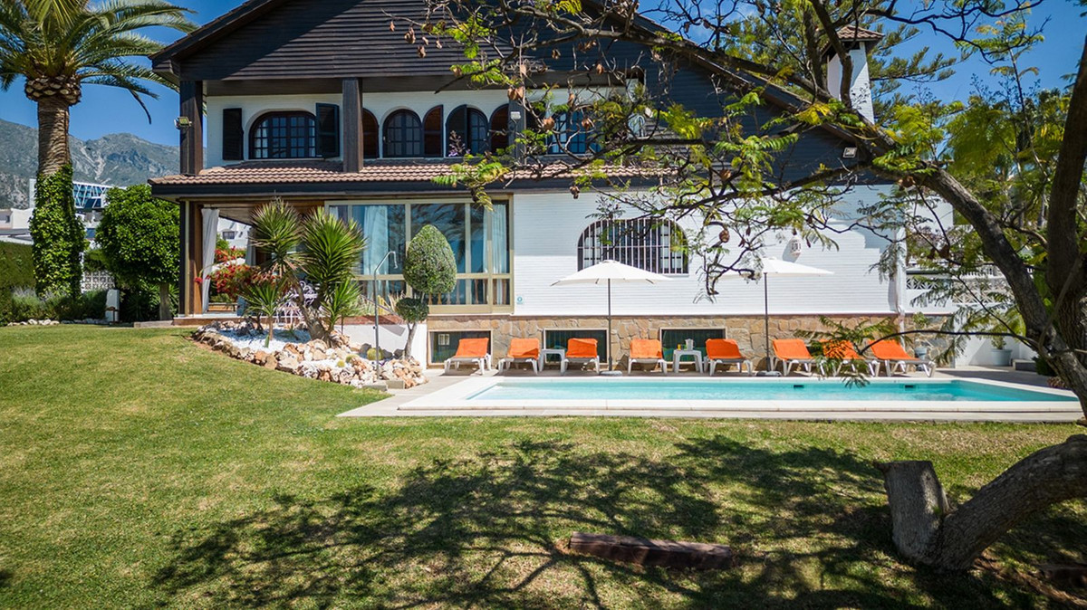 Huis te koop in Marbella | 7 slaapkamers H5469439