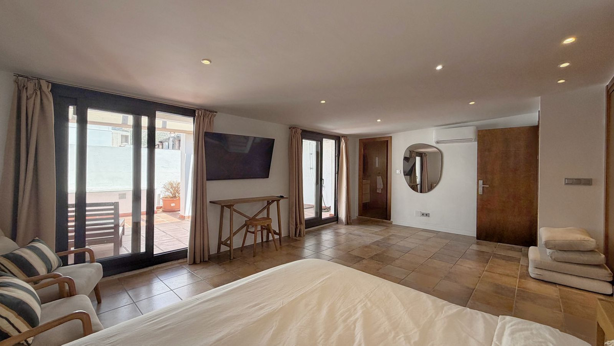Huis te koop in Marbella | 3 slaapkamers H5487613