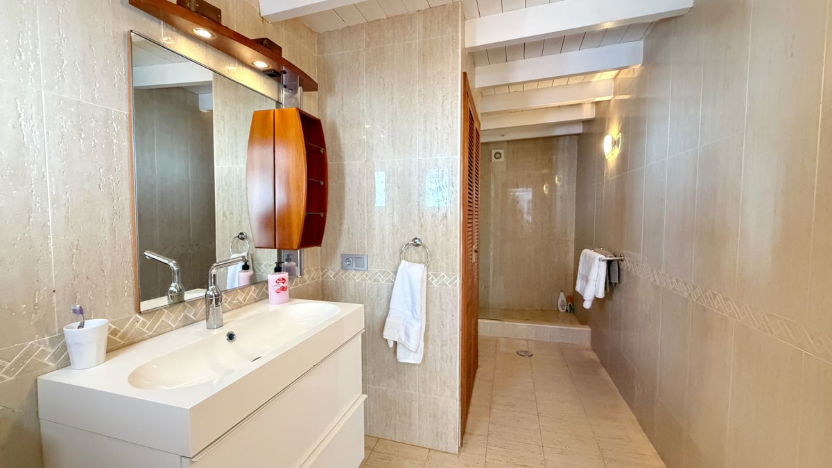 Huis te koop in Marbella | 3 slaapkamers H5487613