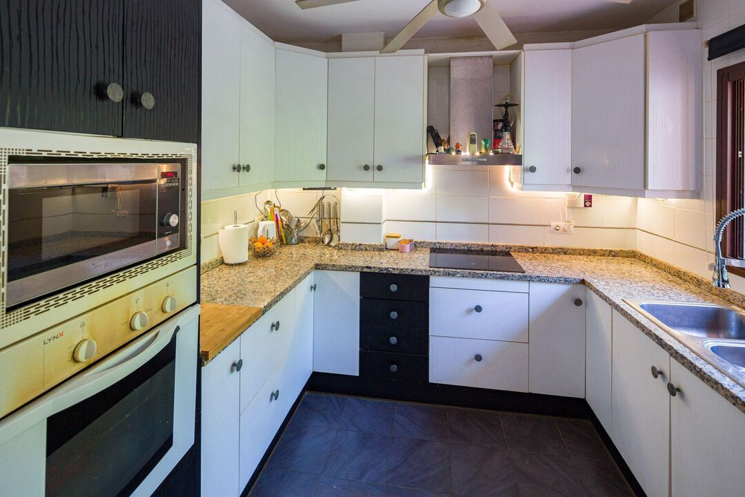 Huis te koop in Marbella | 4 slaapkamers H5488753