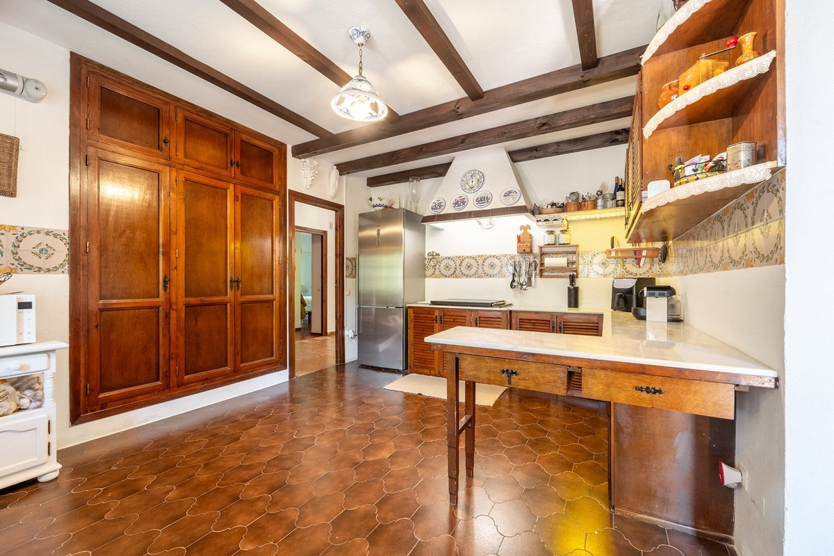 Huis te koop in Marbella | 4 slaapkamers H5490340