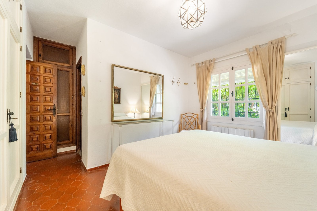 Huis te koop in Marbella | 4 slaapkamers H5490340