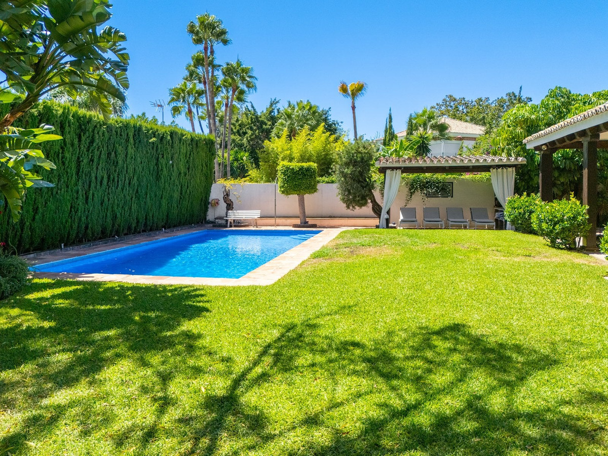 Huis te koop in Marbella | 4 slaapkamers H5490340