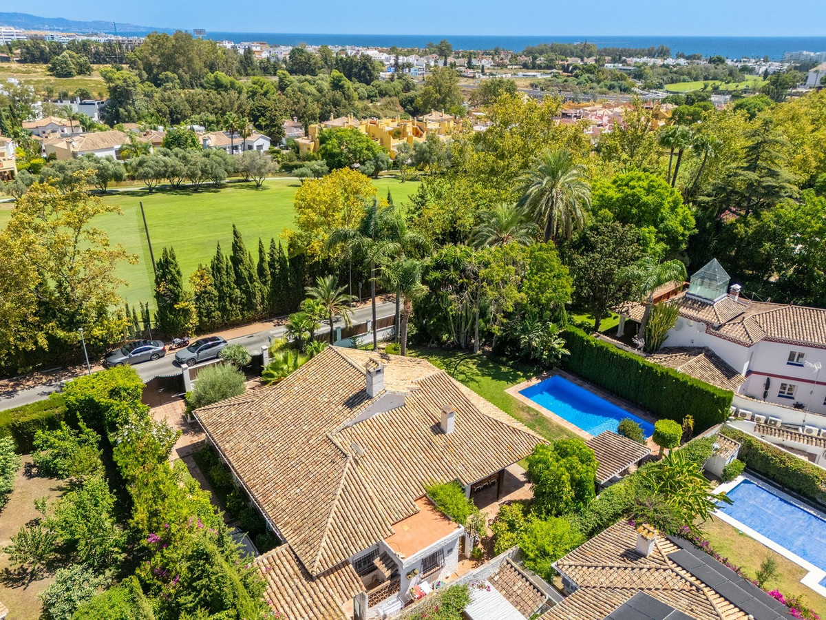 Huis te koop in Marbella | 4 slaapkamers H5490340