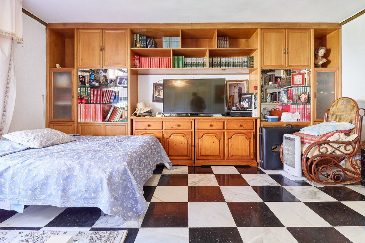 Huis te koop in Marbella | 8 slaapkamers H5492293
