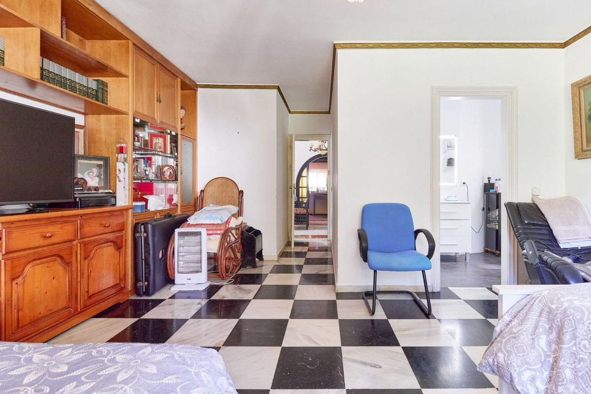 Huis te koop in Marbella | 8 slaapkamers H5492293