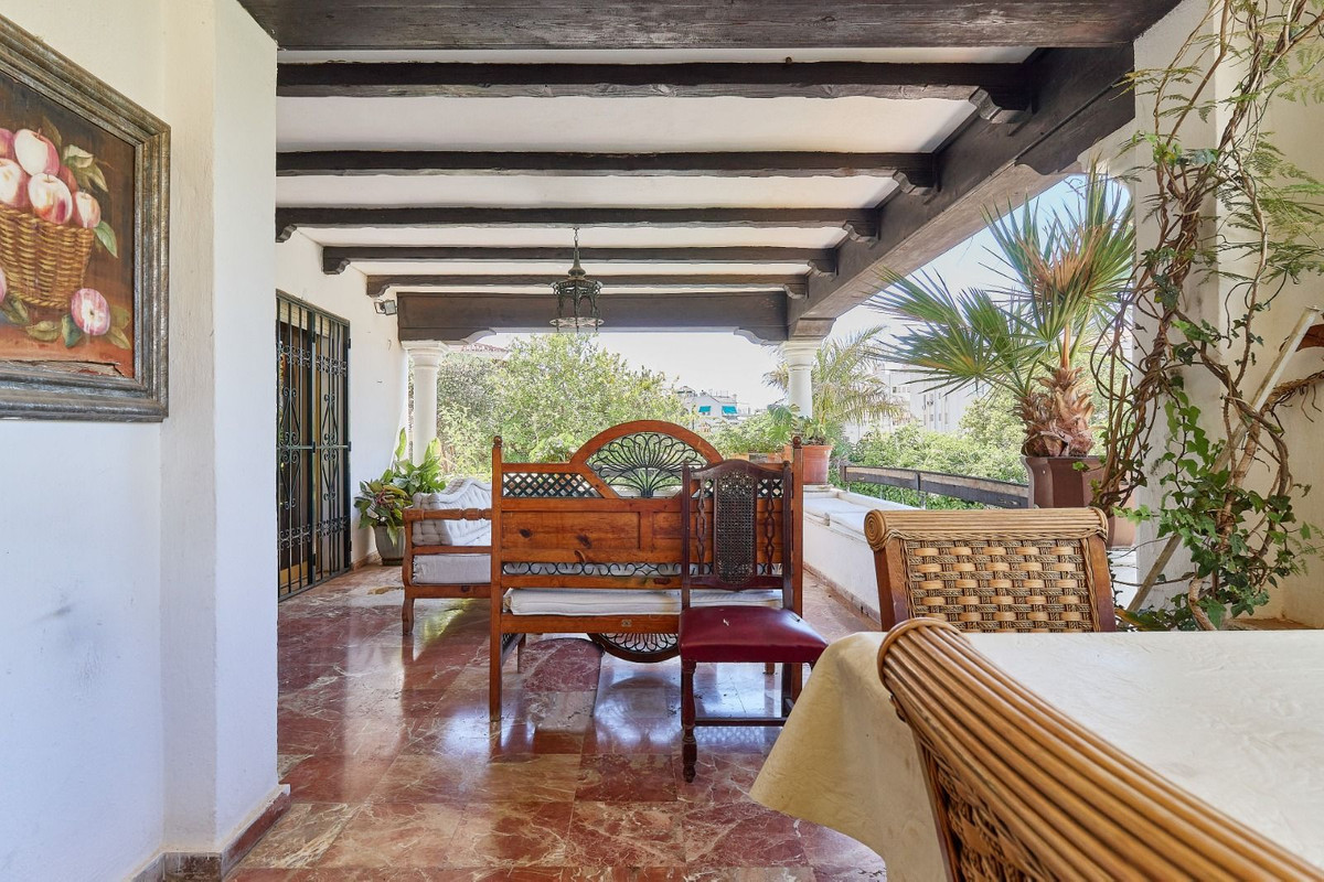 Huis te koop in Marbella | 8 slaapkamers H5492293