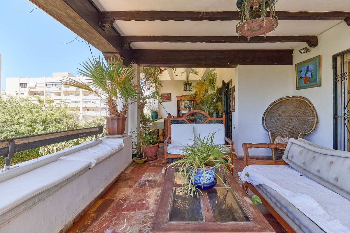 Huis te koop in Marbella | 8 slaapkamers H5492293