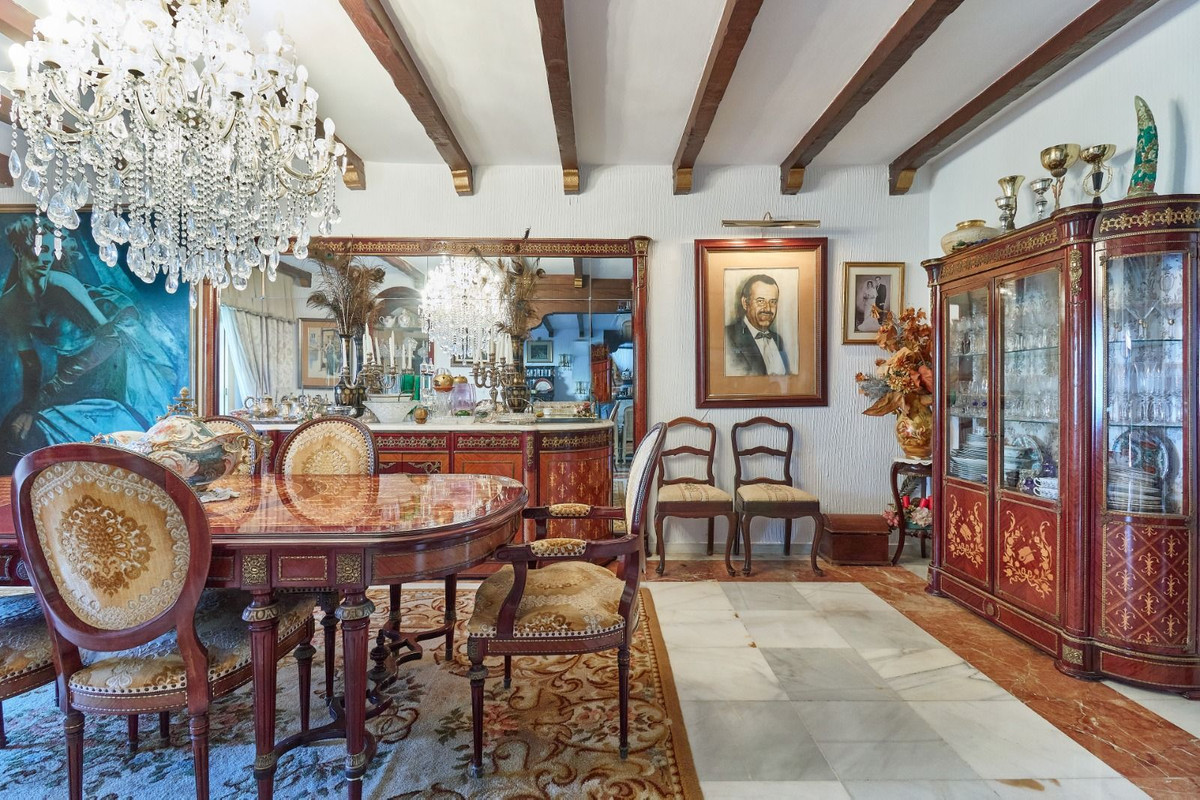 Huis te koop in Marbella | 8 slaapkamers H5492293