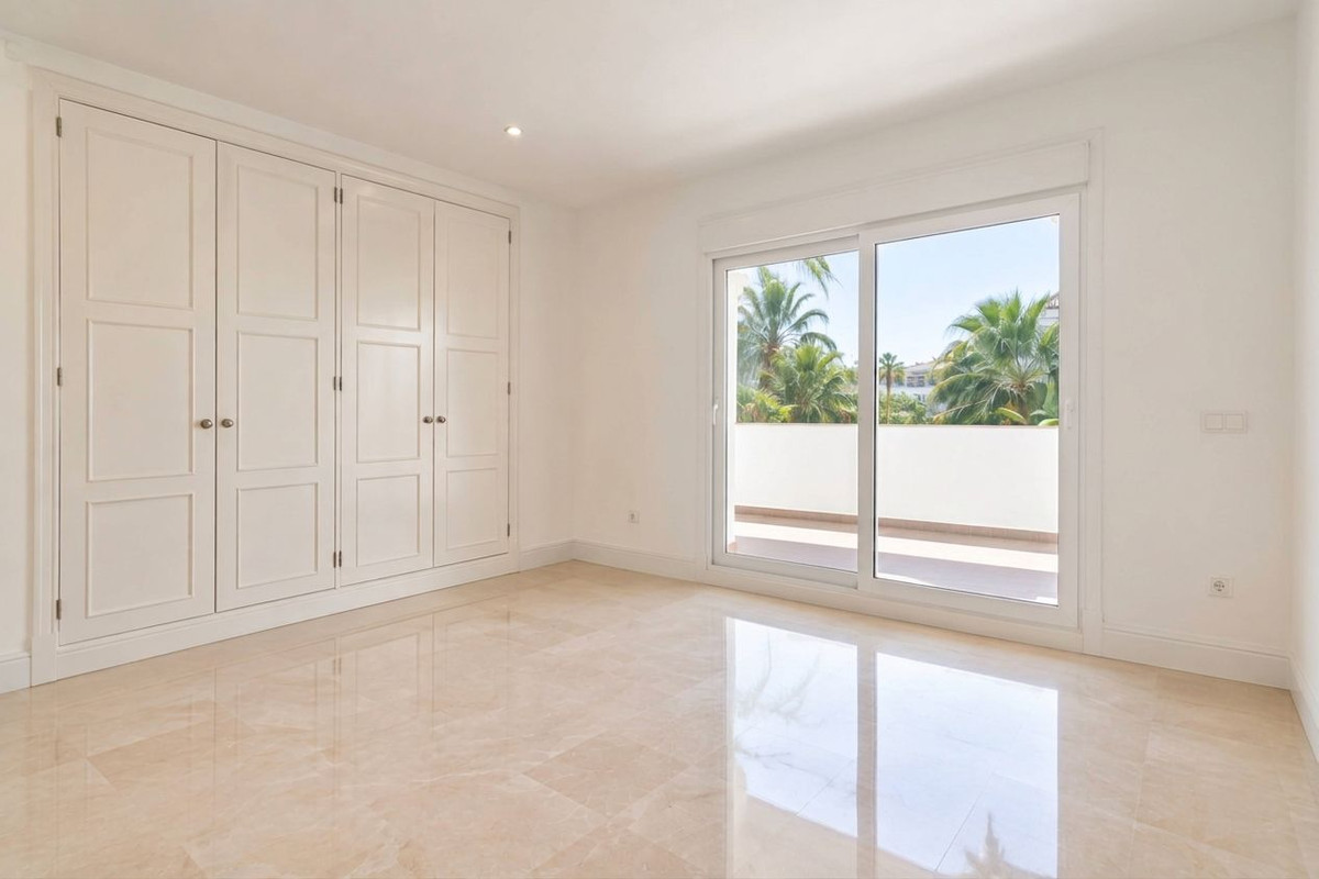 Appartement te koop in Marbella | 2 slaapkamers H5494849