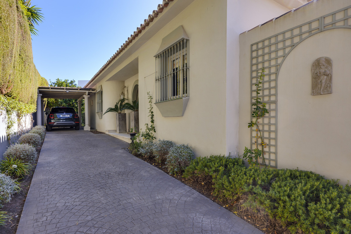 Huis te koop in Marbella | 2 slaapkamers H5495542