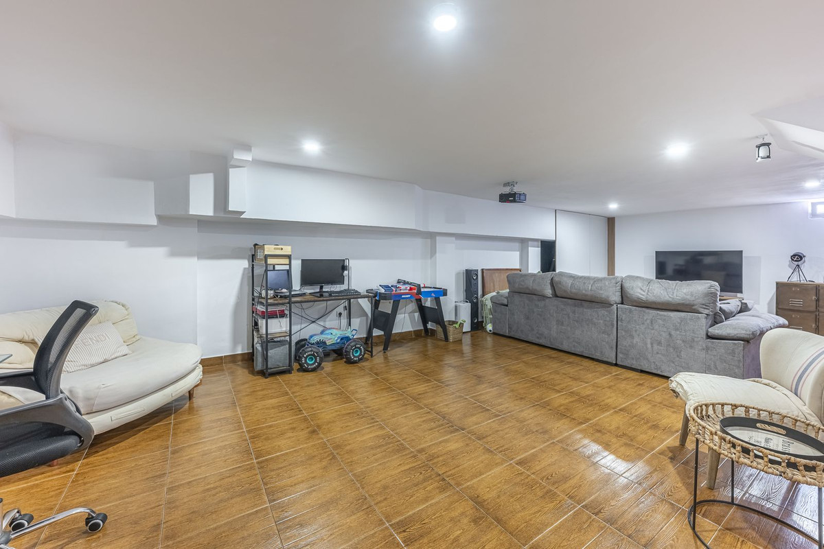 Huis te koop in Marbella | 5 slaapkamers H5506363