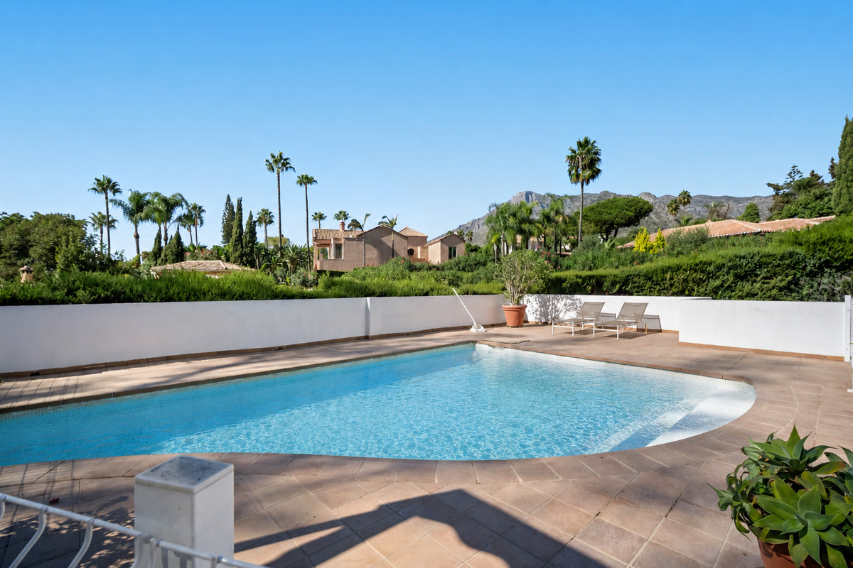 Huis te koop in Marbella | 4 slaapkamers H5511877