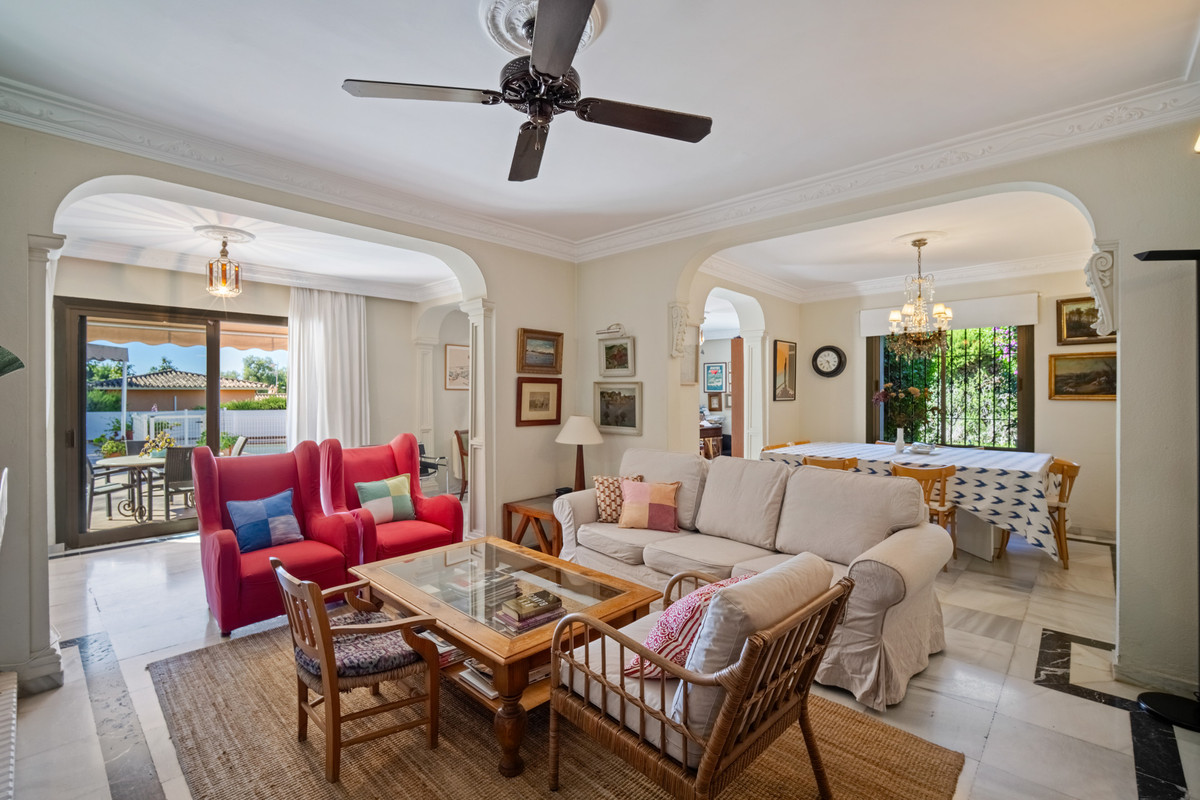 Huis te koop in Marbella | 4 slaapkamers H5511877