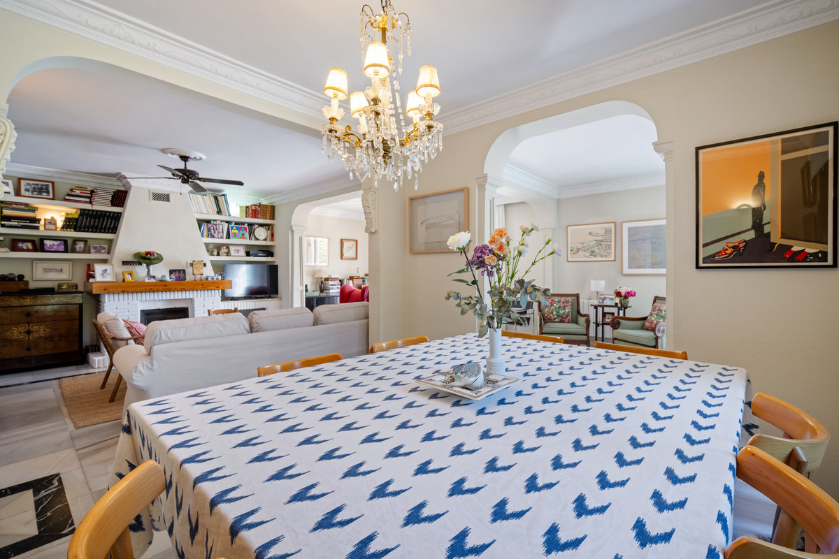 Huis te koop in Marbella | 4 slaapkamers H5511877