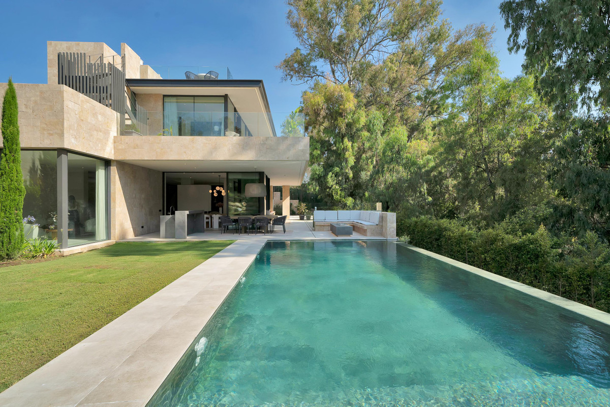 Huis te koop in Marbella | 6 slaapkamers H5512144