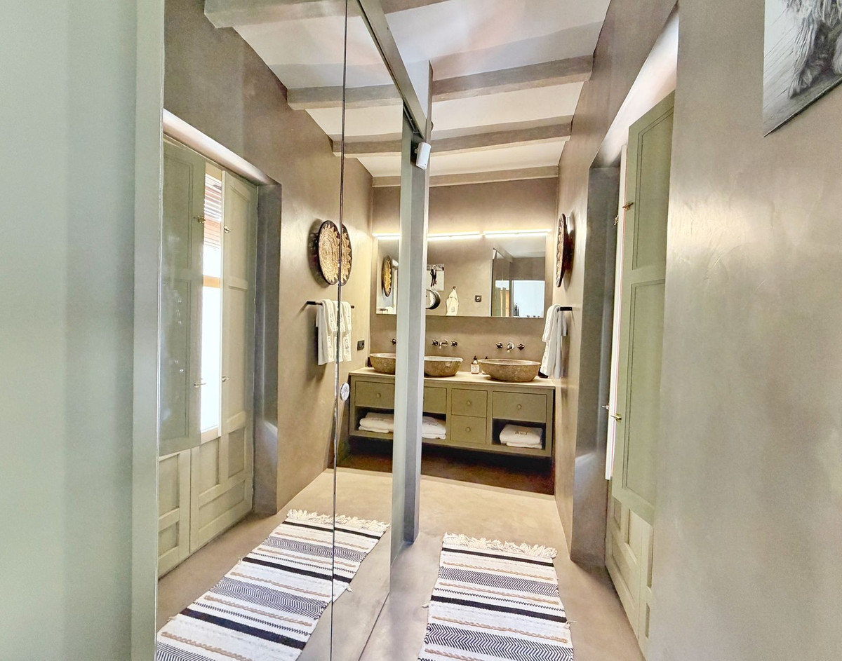 Huis te koop in Marbella | 3 slaapkamers H5514331