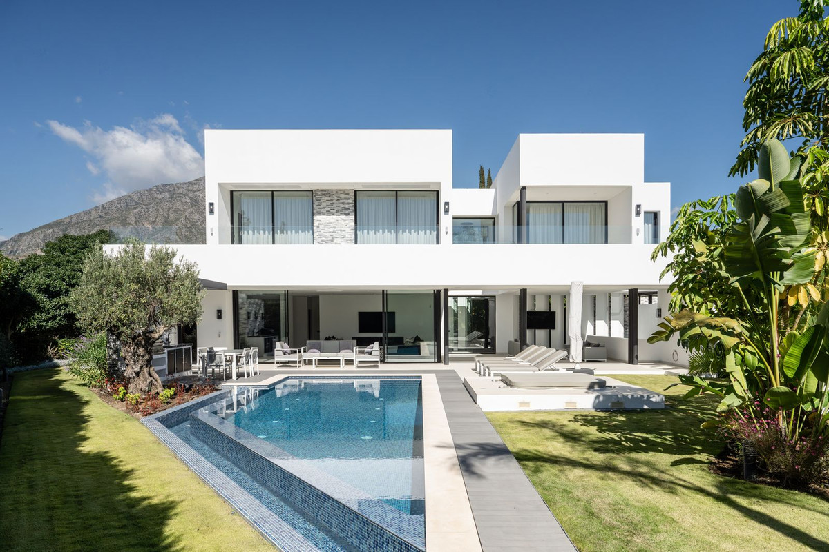 Huis te koop in Marbella | 5 slaapkamers H5514373