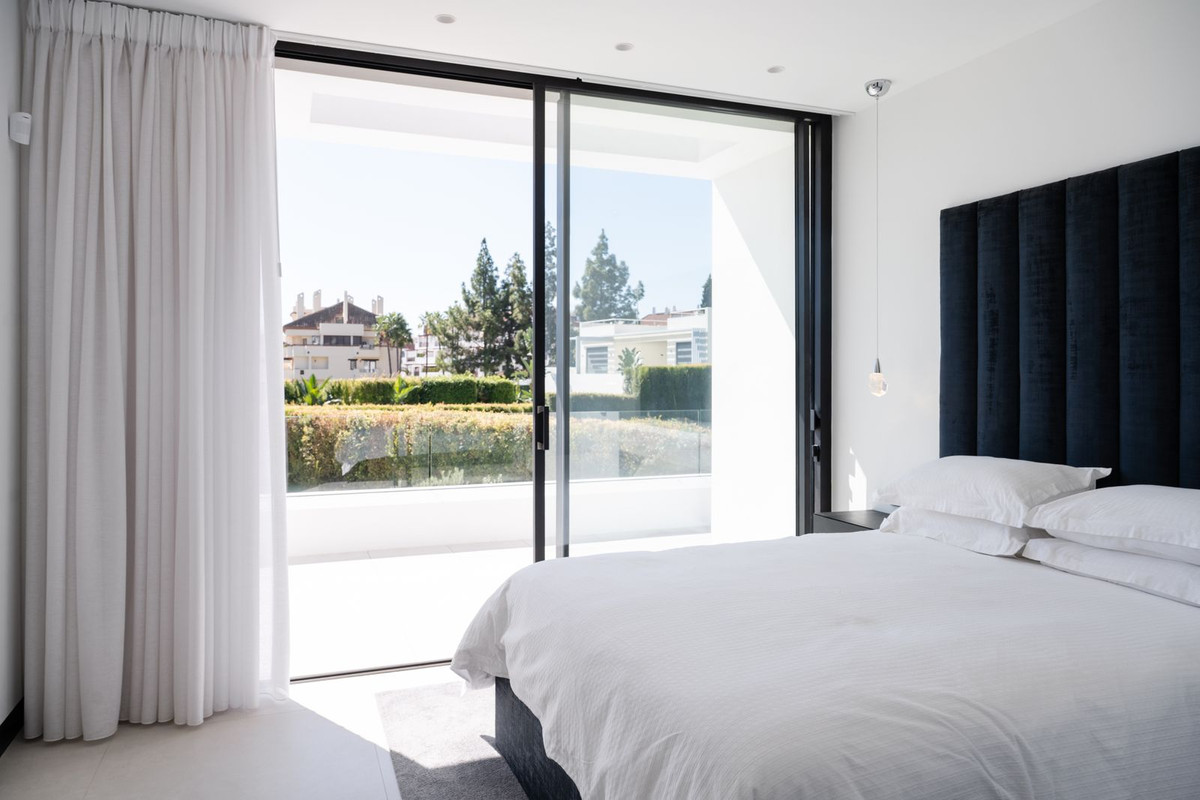Huis te koop in Marbella | 5 slaapkamers H5514373