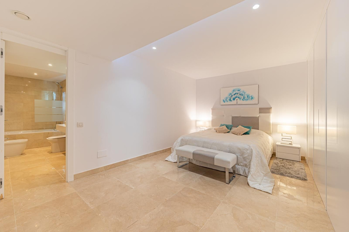 Huis te koop in Marbella | 5 slaapkamers H5521342
