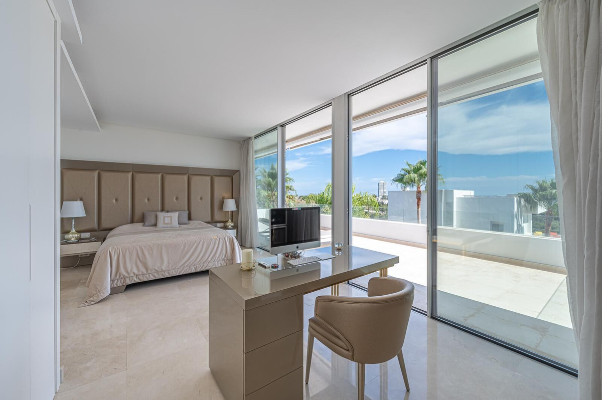 Huis te koop in Marbella | 5 slaapkamers H5521342