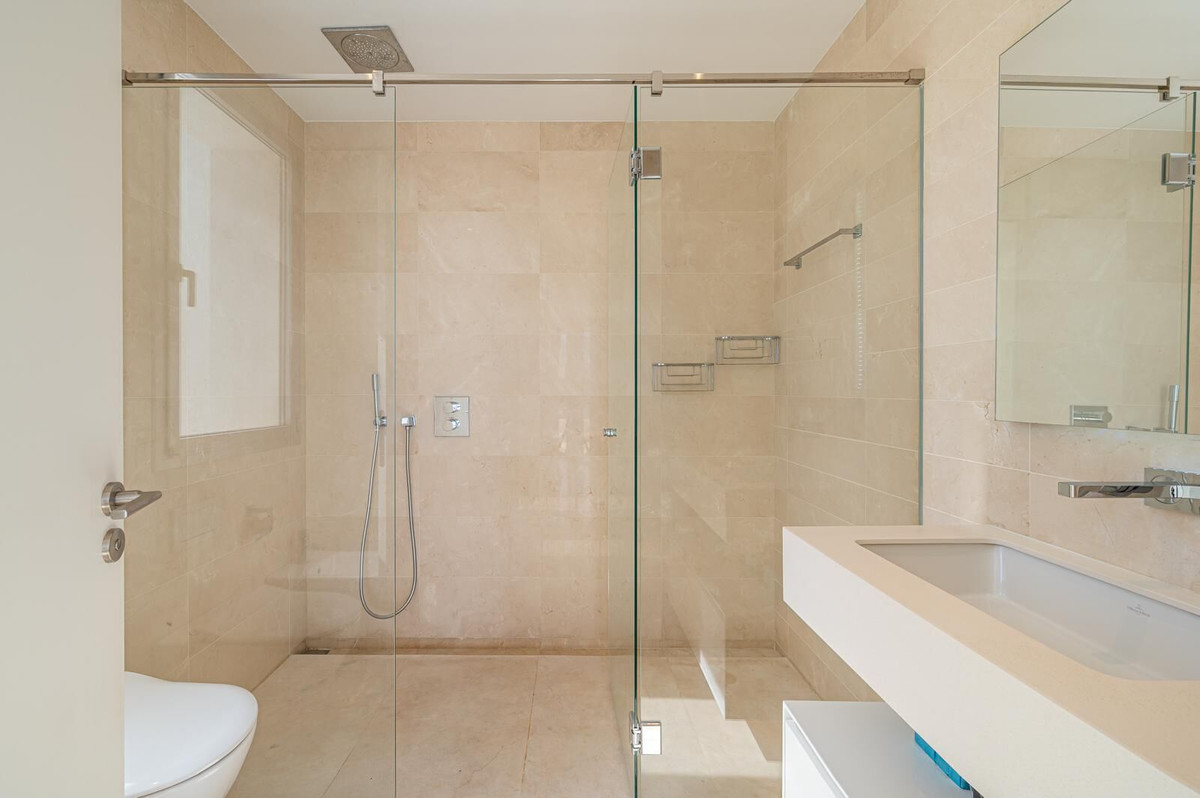Huis te koop in Marbella | 5 slaapkamers H5521342