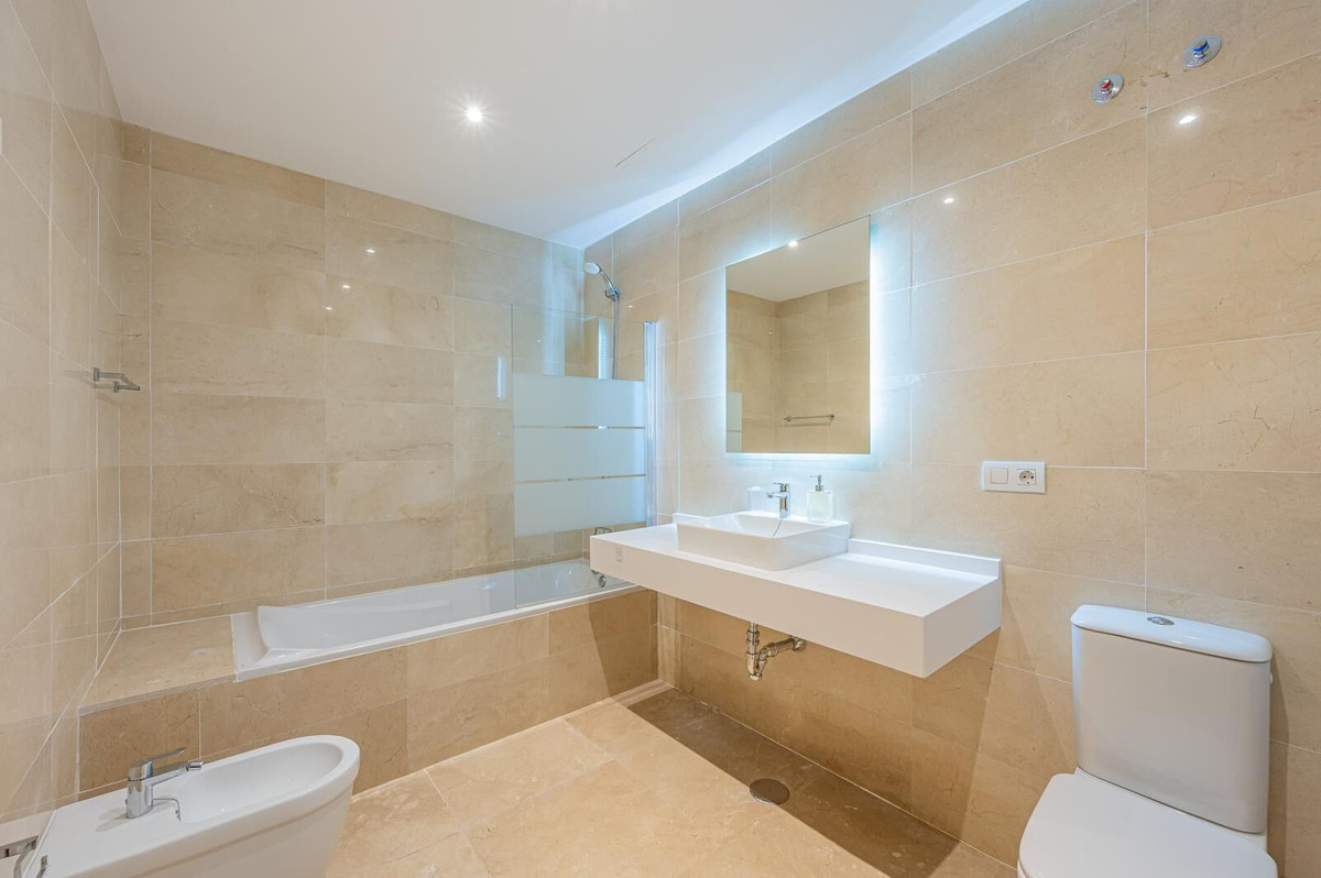 Huis te koop in Marbella | 5 slaapkamers H5521342