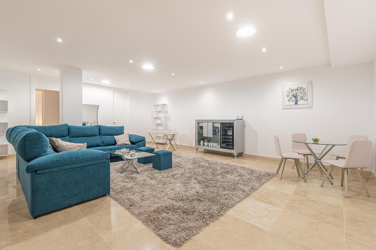 Huis te koop in Marbella | 5 slaapkamers H5521342