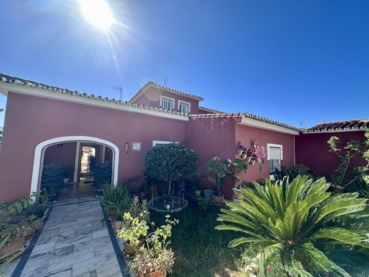 Huis te koop in Marbella | 5 slaapkamers H5526019