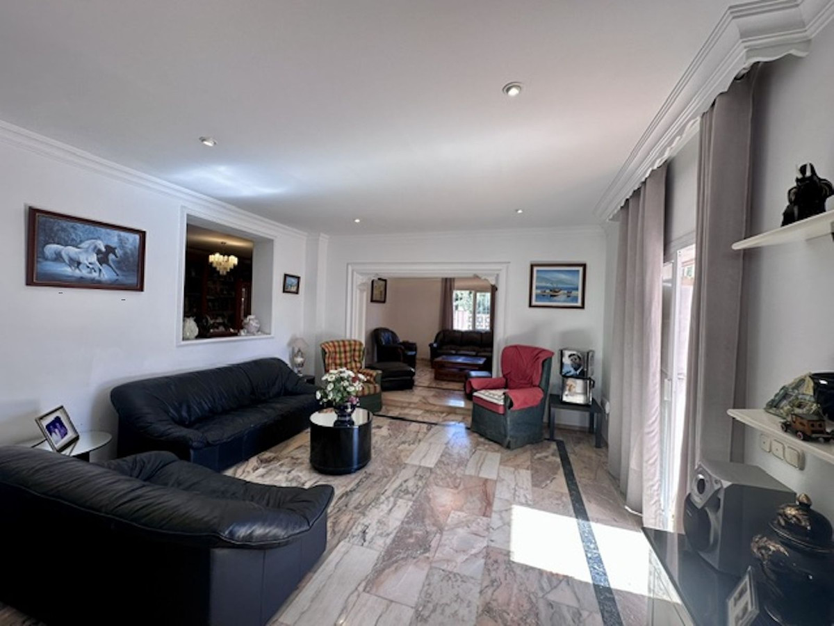 Huis te koop in Marbella | 5 slaapkamers H5526019