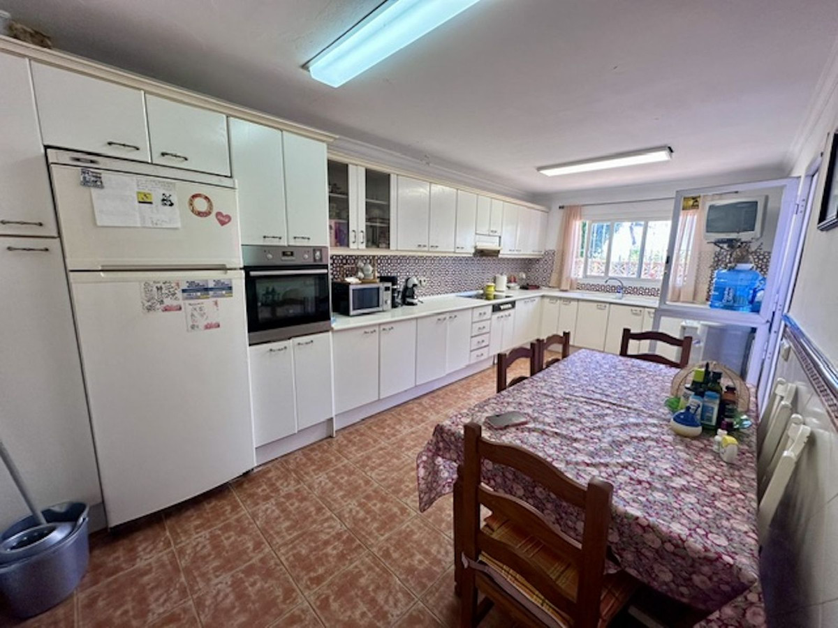 Huis te koop in Marbella | 5 slaapkamers H5526019