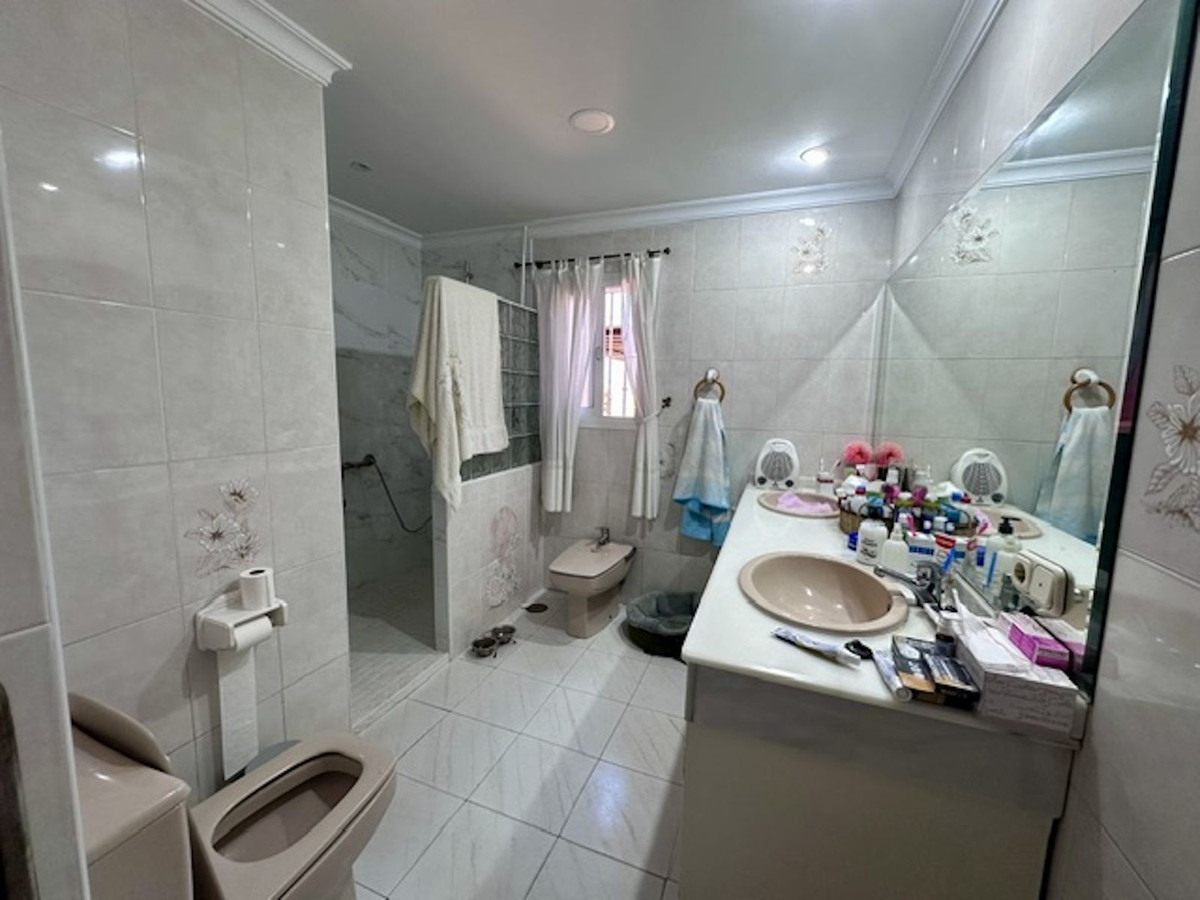 Huis te koop in Marbella | 5 slaapkamers H5526019