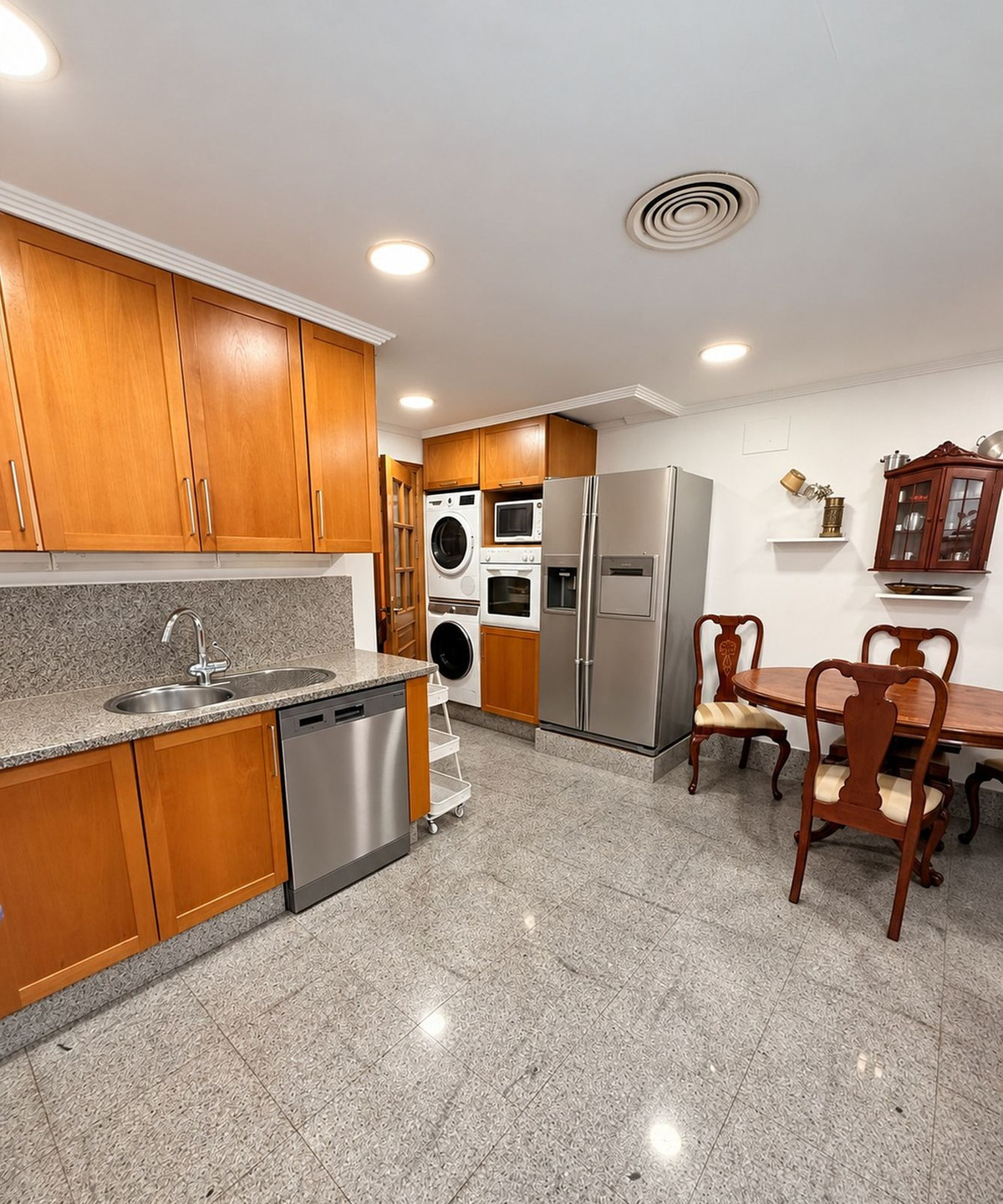 Property main view 33