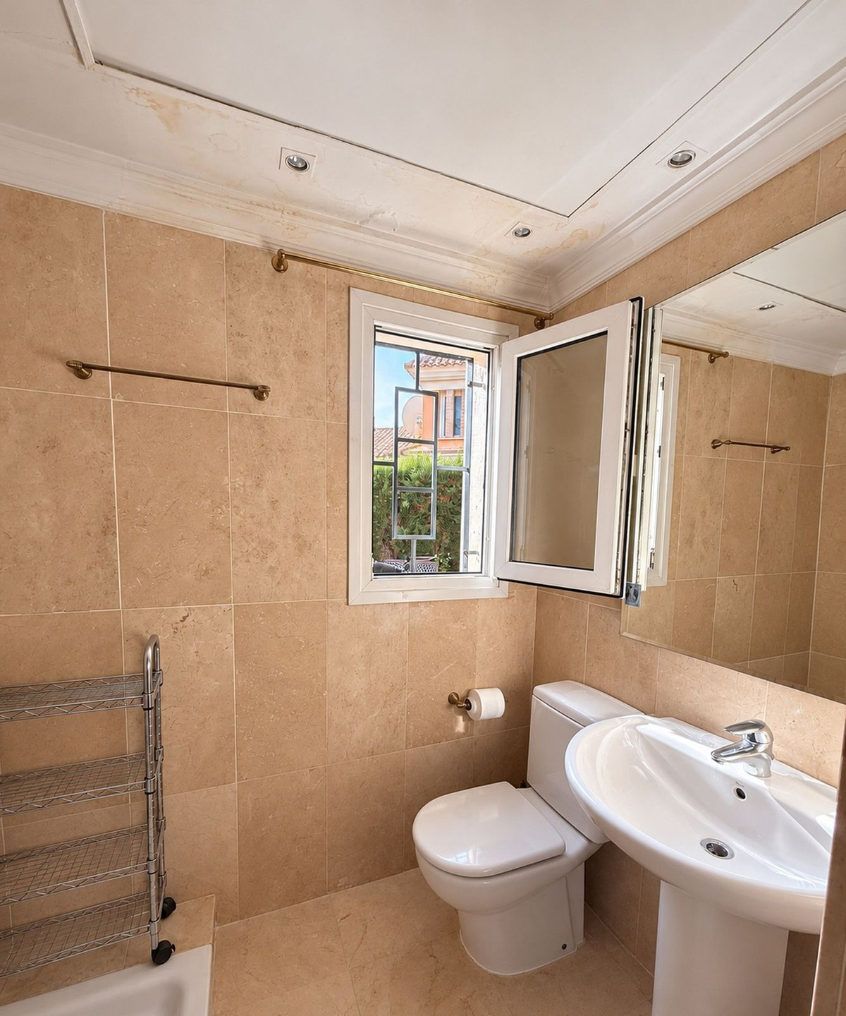 Property main view 35