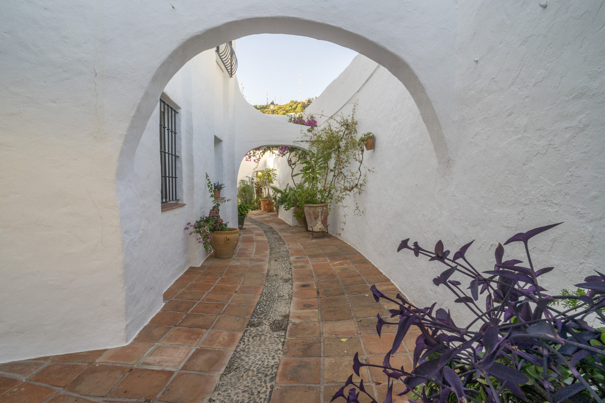 Huis te koop in Marbella | 4 slaapkamers H5530720
