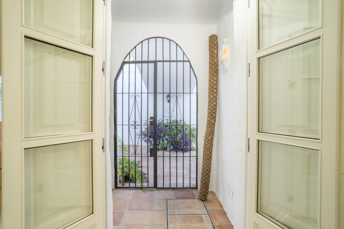 Huis te koop in Marbella | 4 slaapkamers H5530720