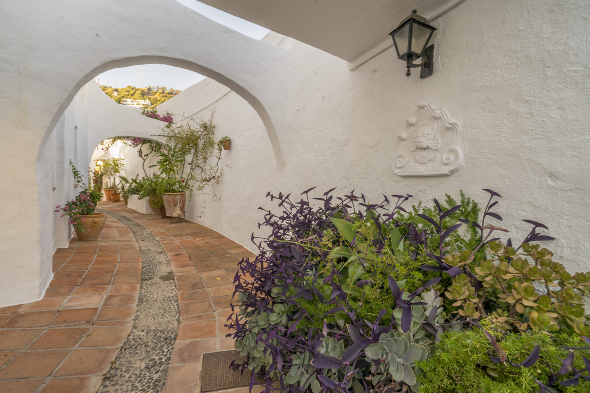 Huis te koop in Marbella | 4 slaapkamers H5530720
