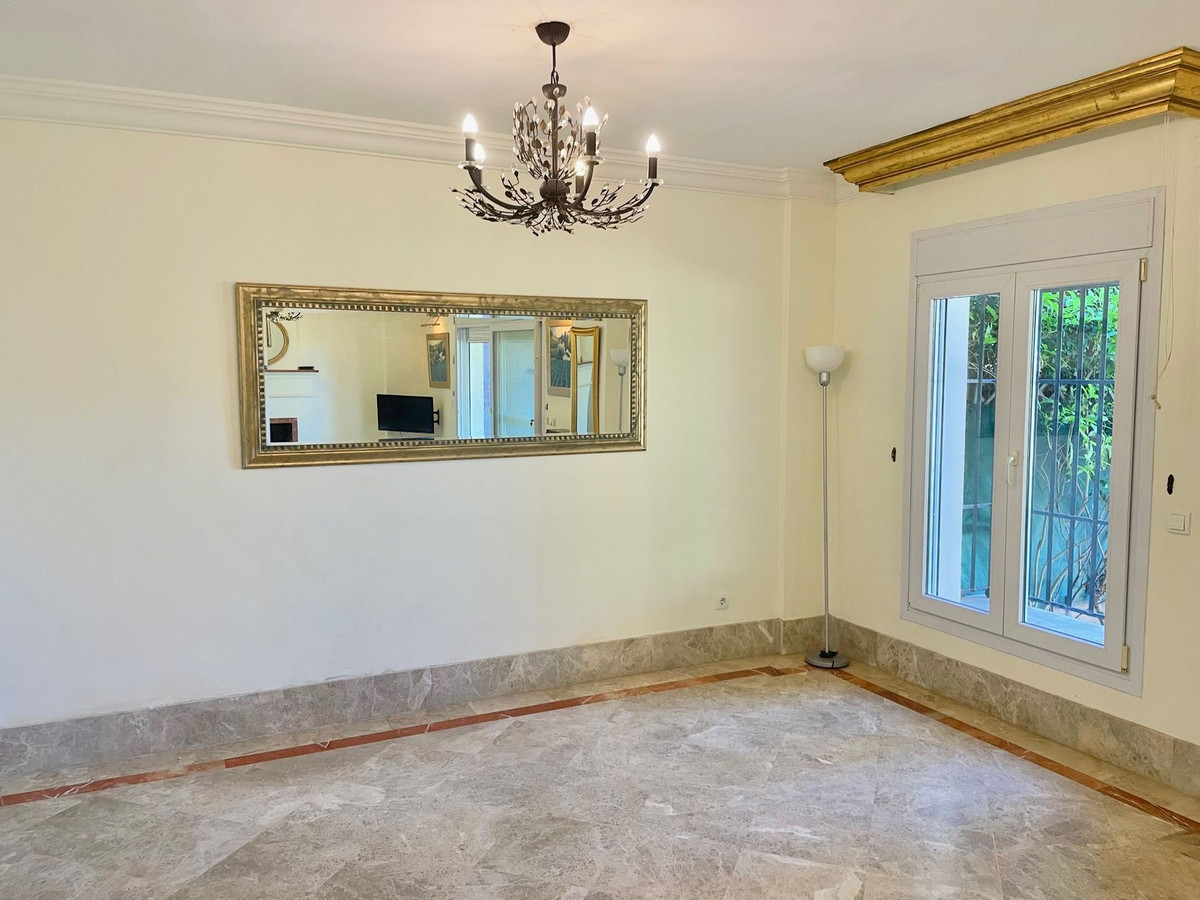 Huis te koop in Marbella | 3 slaapkamers H5530837