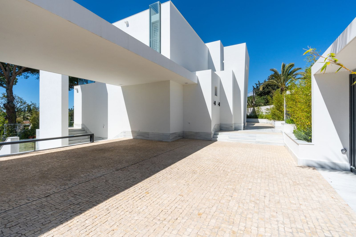 Property main view 52