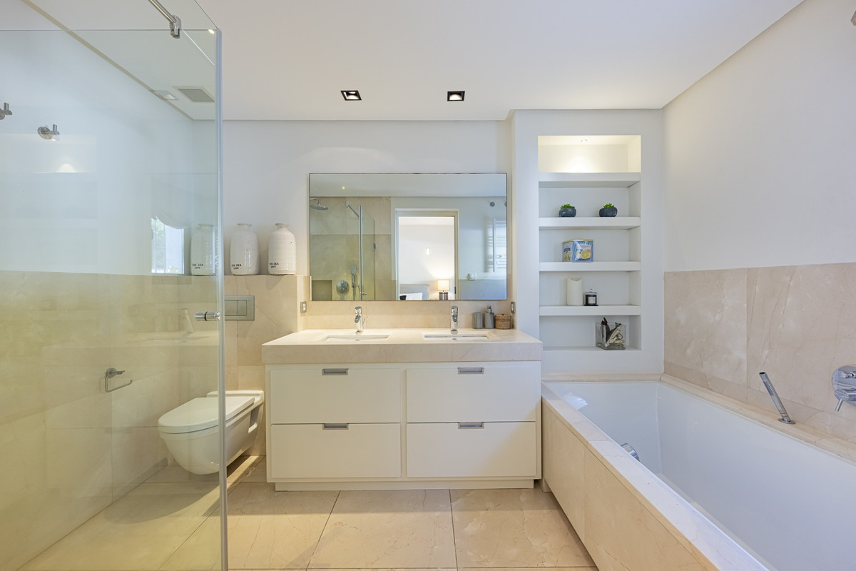 Huis te koop in Marbesa | 3 slaapkamers H4988878