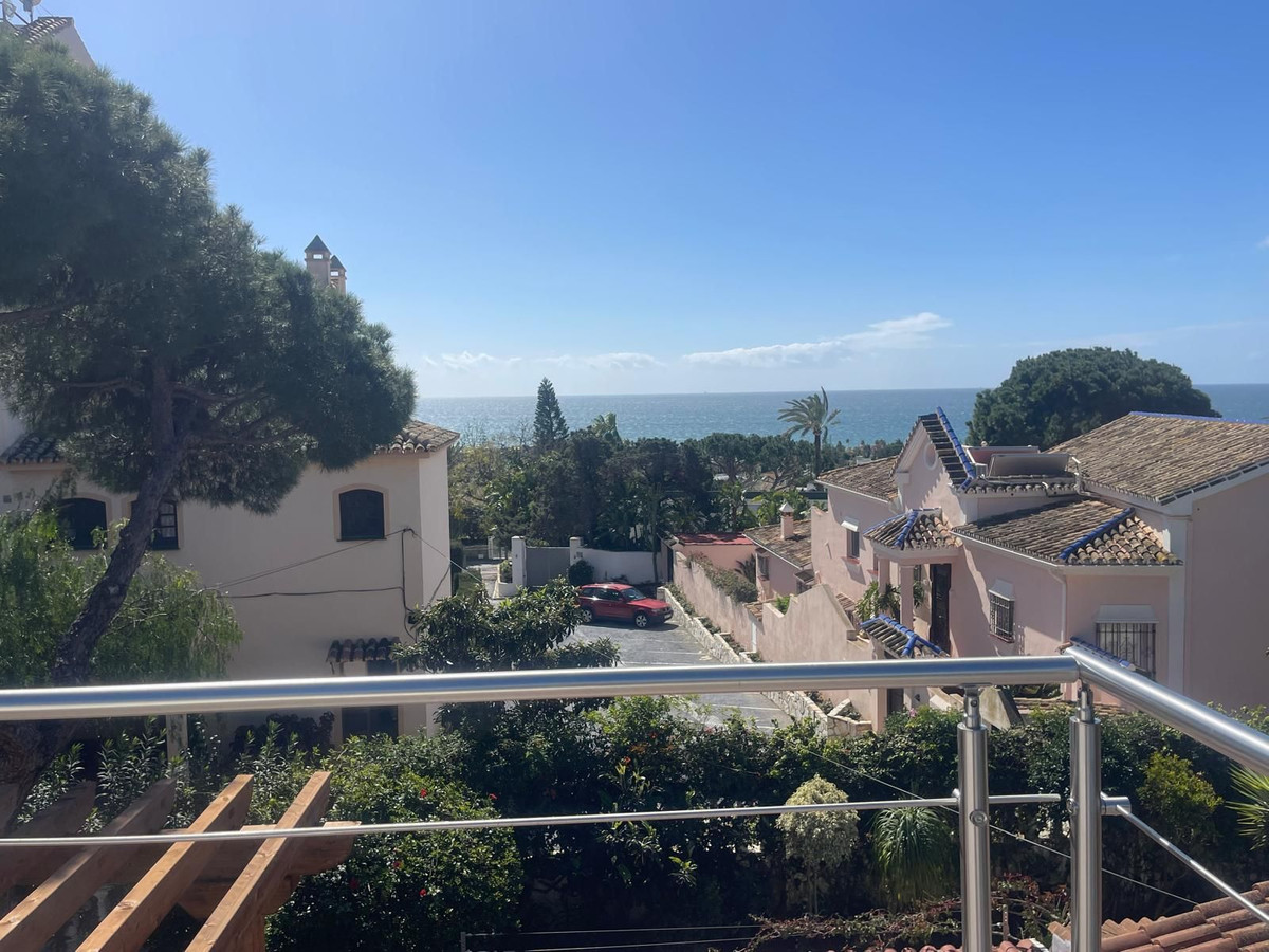 Huis te koop in Marbesa | 4 slaapkamers H4991689
