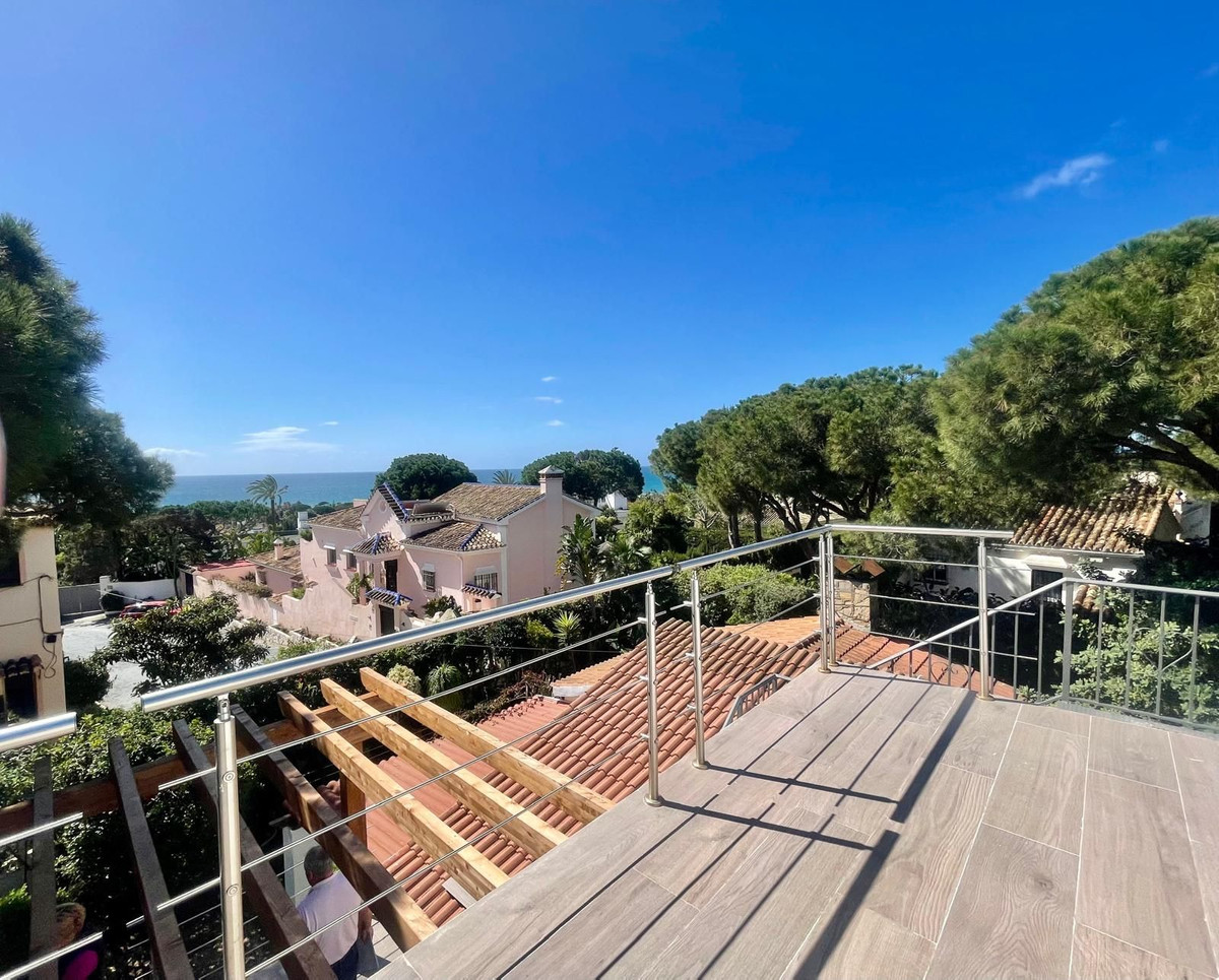 Huis te koop in Marbesa | 4 slaapkamers H4991689