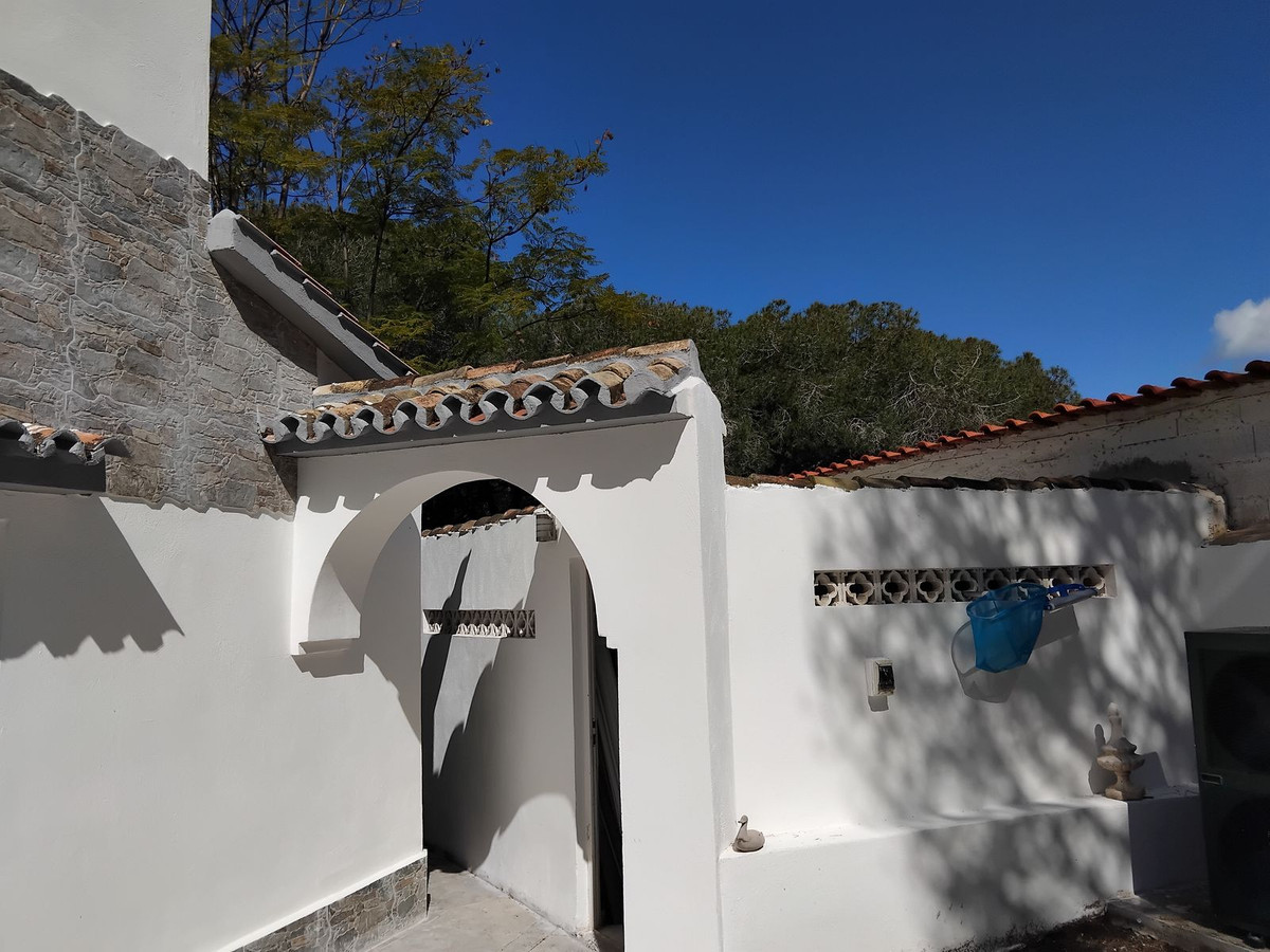 Huis te koop in Marbesa | 4 slaapkamers H4991689