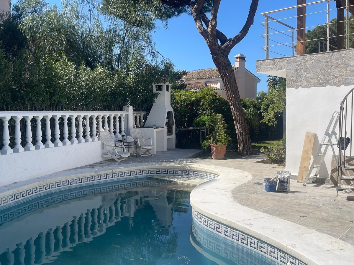 Huis te koop in Marbesa | 4 slaapkamers H4991689