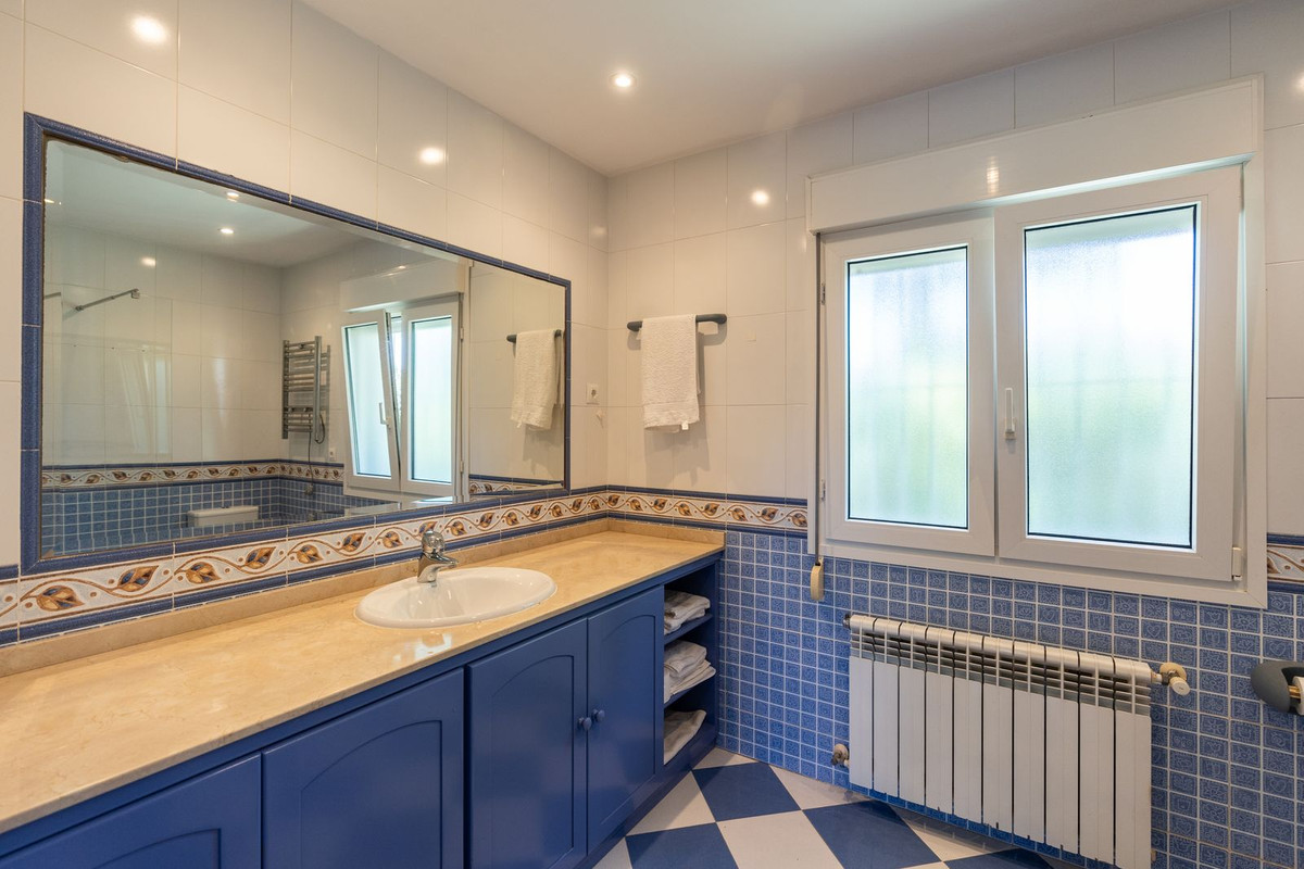 Huis te koop in Marbesa | 3 slaapkamers H4995211