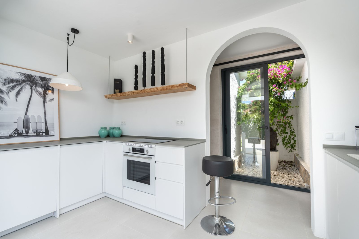 Huis te koop in Marbesa | 3 slaapkamers H5057230