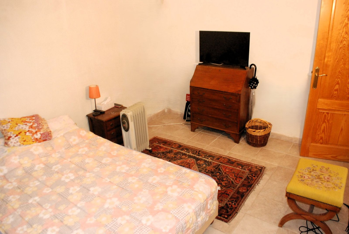 Huis te koop in Marbesa | 5 slaapkamers H5075311