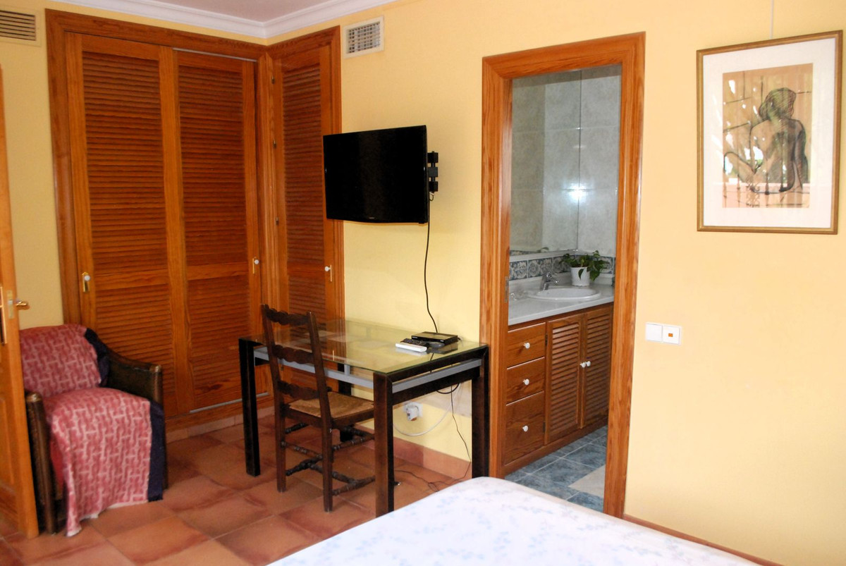 Huis te koop in Marbesa | 5 slaapkamers H5075311