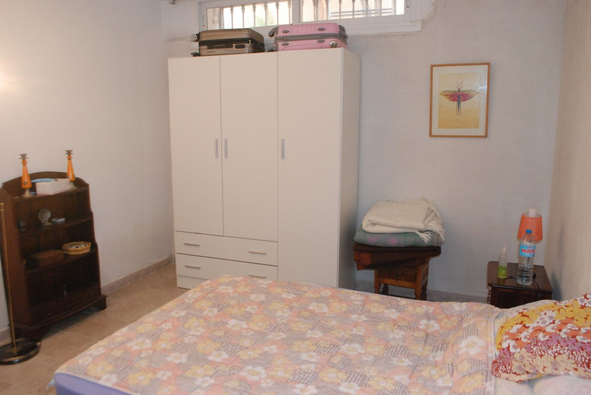 Huis te koop in Marbesa | 5 slaapkamers H5075311