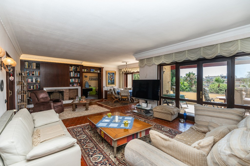 Detached Villa for sale in Marbesa | 6 bedrooms H5111866